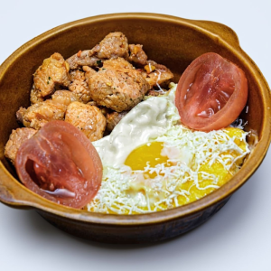 TOCHITURA DE PURCEL CU MAMALIGUTA SI OU OCHI